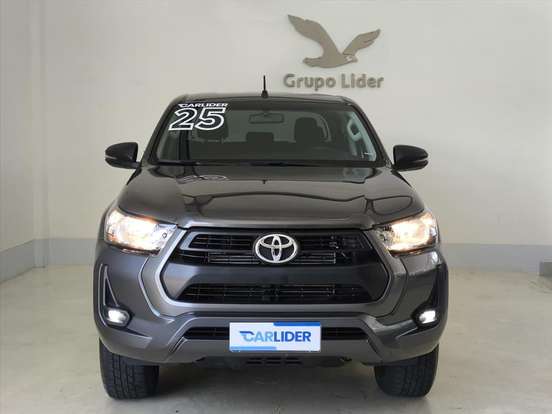TOYOTA-HILUX-2.8 D-4D TURBO DIESEL CD SR 4X4 AUTOMÁTICO TOYOTA-HILUX-2024
