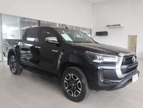 TOYOTA-HILUX-2024