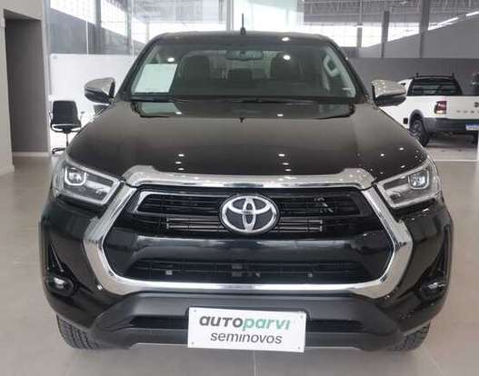 TOYOTA-HILUX-2024