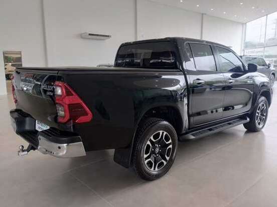 TOYOTA-HILUX-2.8 D-4D TURBO DIESEL CD SRV 4X4 AUTOMÁTICO TOYOTA-HILUX-2024