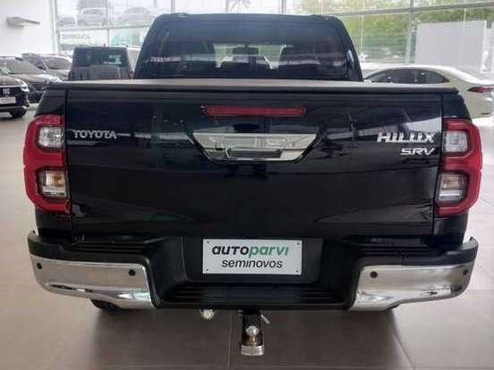TOYOTA-HILUX-2.8 D-4D TURBO DIESEL CD SRV 4X4 AUTOMÁTICO TOYOTA-HILUX-2024