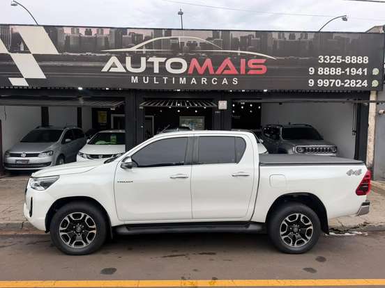 TOYOTA-HILUX-2.8 D-4D TURBO DIESEL CD SRX 4X4 AUTOMÁTICO TOYOTA-HILUX-2020