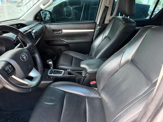 TOYOTA-HILUX-2.8 SRV 4X4 CD 16V DIESEL 4P AUTOMÁTICO TOYOTA-HILUX-2019