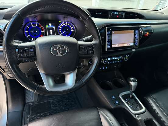 TOYOTA-HILUX-2.8 SRV 4X4 CD 16V DIESEL 4P AUTOMÁTICO TOYOTA-HILUX-2019