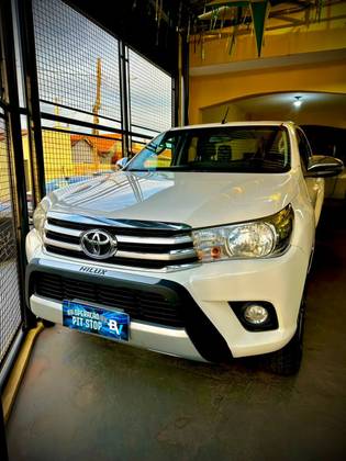 TOYOTA HILUX 2.8 SRV 4X4 CD 16V DIESEL 4P AUTOMÁTICO
