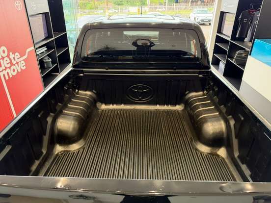 TOYOTA-HILUX-2.8 SRV 4X4 CD 16V DIESEL 4P AUTOMÁTICO TOYOTA-HILUX-2016