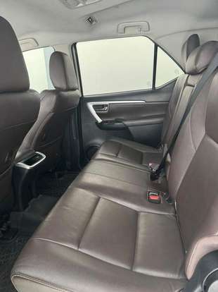 TOYOTA-HILUX-2.8 SRX 4X4 CD 16V DIESEL 4P AUTOMÁTICO TOYOTA-HILUX-2017