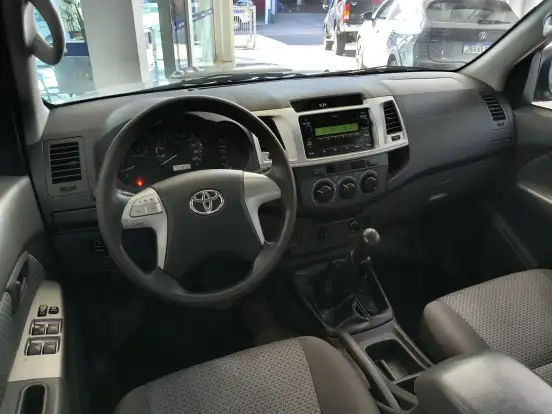 TOYOTA-HILUX-3.0 SR 4X4 CD 16V TURBO INTERCOOLER DIESEL 4P MANUAL TOYOTA-HILUX-2013