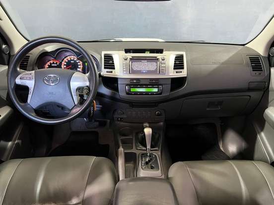 TOYOTA-HILUX-3.0 SRV 4X4 CD 16V TURBO INTERCOOLER DIESEL 4P AUTOMÁTICO TOYOTA-HILUX-2012