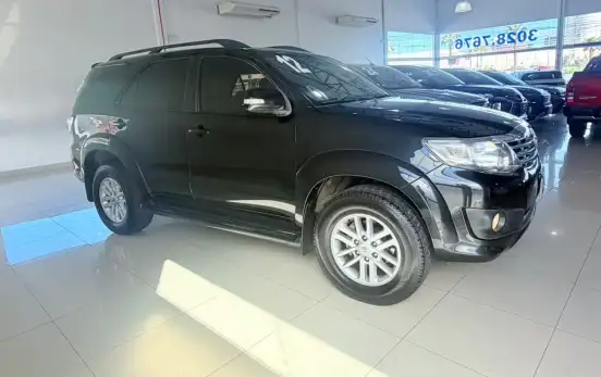 TOYOTA-HILUX SW4-2012