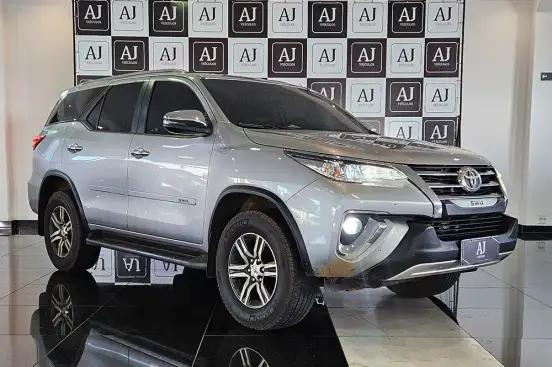 TOYOTA-HILUX SW4-2018