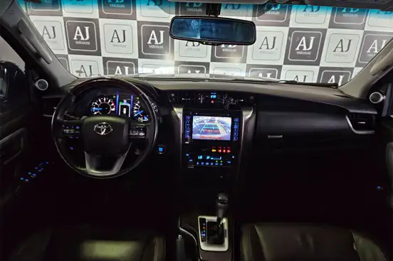 TOYOTA-HILUX SW4-2018
