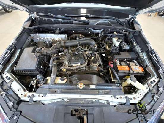 TOYOTA-HILUX SW4-2016