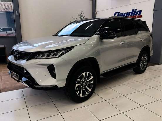 TOYOTA-HILUX SW4-2021