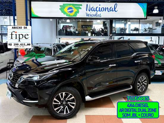TOYOTA-HILUX SW4-2022
