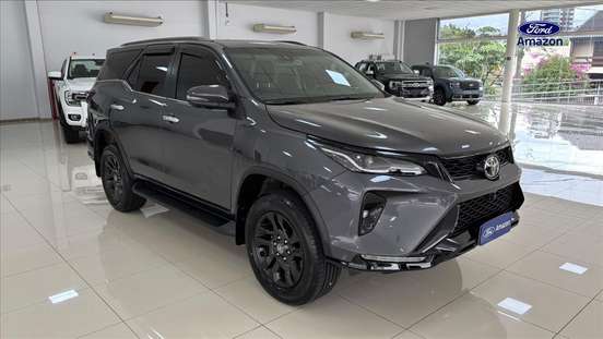 TOYOTA-HILUX SW4-2.8 D-4D TURBO DIESEL SRX PLATINUM 7L 4X4 AUTOMÁTICO TOYOTA-HILUX SW4-2026