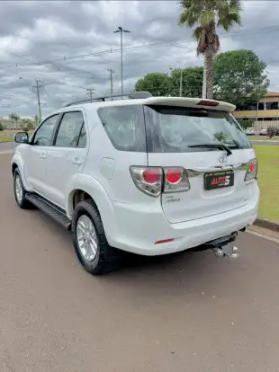 TOYOTA-HILUX SW4-2012