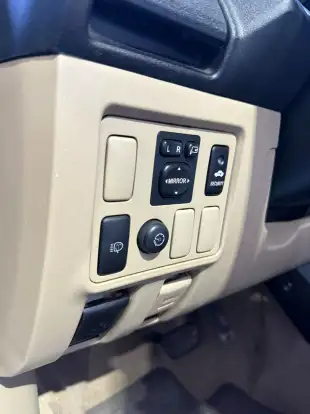 TOYOTA-HILUX SW4-2013
