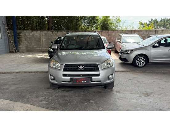 TOYOTA-RAV4-2011