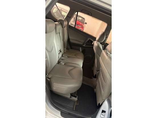 TOYOTA-RAV4-2011