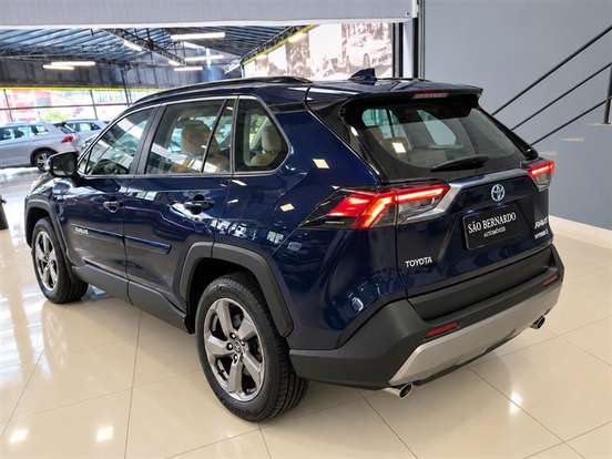 TOYOTA-RAV4-2020