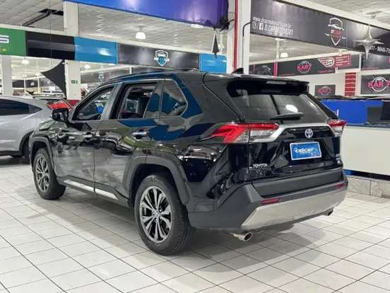 TOYOTA-RAV4-2023