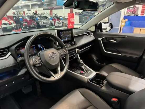 TOYOTA-RAV4-2023