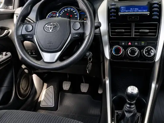 TOYOTA-YARIS-1.3 16V FLEX XL MANUAL TOYOTA-YARIS-2019