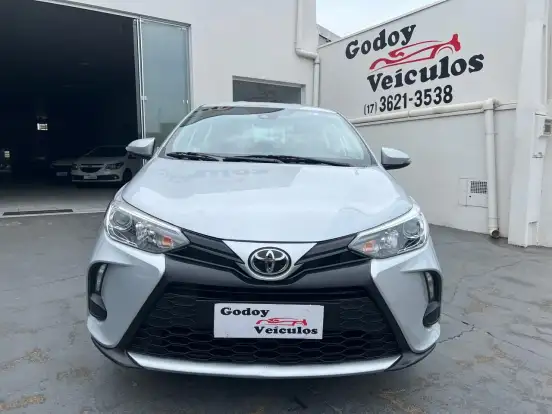 TOYOTA-YARIS-1.5 16V FLEX SEDAN XS MULTIDRIVE TOYOTA-YARIS-2023
