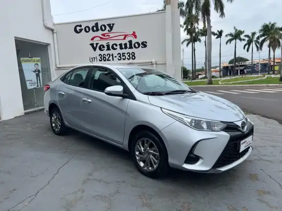 TOYOTA-YARIS-1.5 16V FLEX SEDAN XS MULTIDRIVE TOYOTA-YARIS-2023