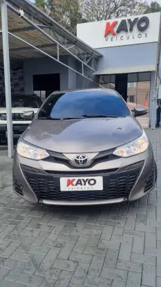 TOYOTA-YARIS-2020