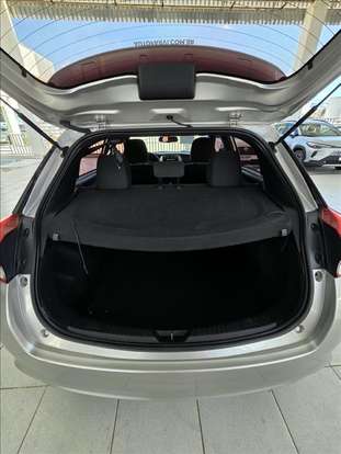 TOYOTA-YARIS-2019