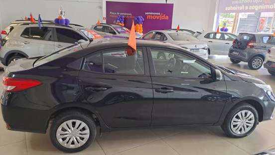 TOYOTA-YARIS-2024