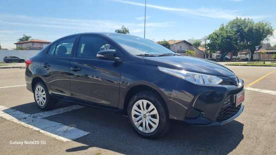 TOYOTA-YARIS-2024