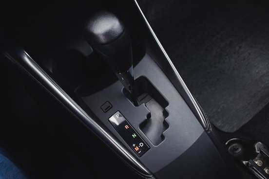 TOYOTA-YARIS-2024