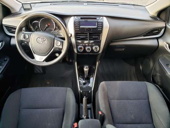TOYOTA-YARIS-2018