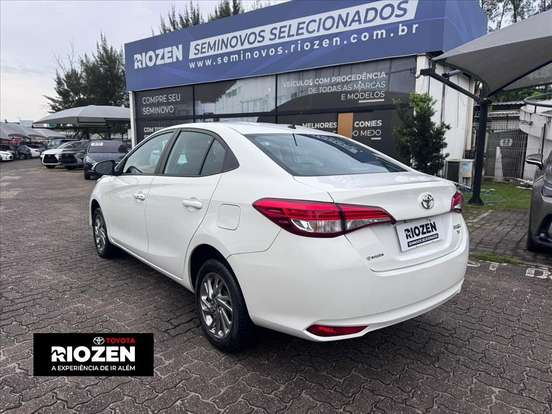 TOYOTA-YARIS-1.5 16V FLEX SEDAN XS MULTIDRIVE TOYOTA-YARIS-2024