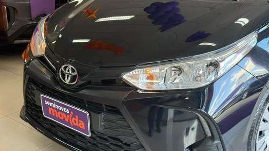 TOYOTA-YARIS-2024