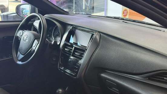 TOYOTA-YARIS-2024