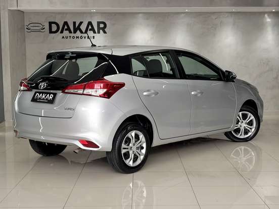 TOYOTA-YARIS-1.5 16V FLEX XL MULTIDRIVE TOYOTA-YARIS-2022