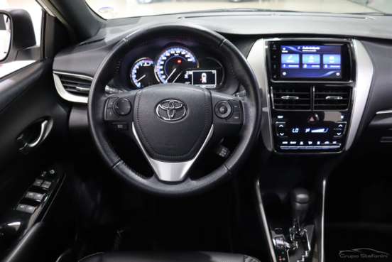 TOYOTA-YARIS-2020