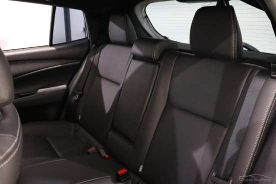 TOYOTA-YARIS-2020