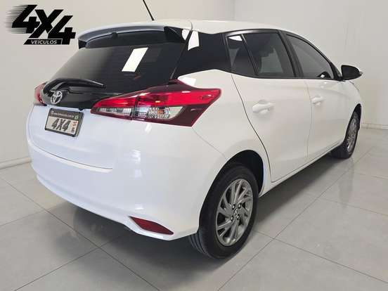 TOYOTA-YARIS-1.5 16V FLEX XS CONNECT MULTIDRIVE TOYOTA-YARIS-2023