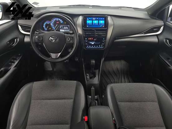 TOYOTA-YARIS-1.5 16V FLEX XS CONNECT MULTIDRIVE TOYOTA-YARIS-2023