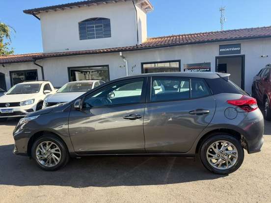 TOYOTA-YARIS-1.5 16V FLEX XS MULTIDRIVE TOYOTA-YARIS-2024
