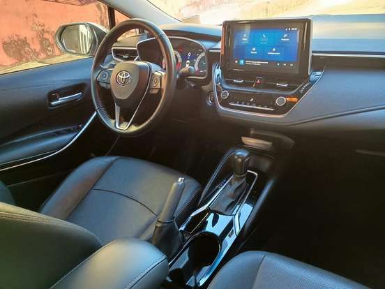 TOYOTA-COROLLA-2024