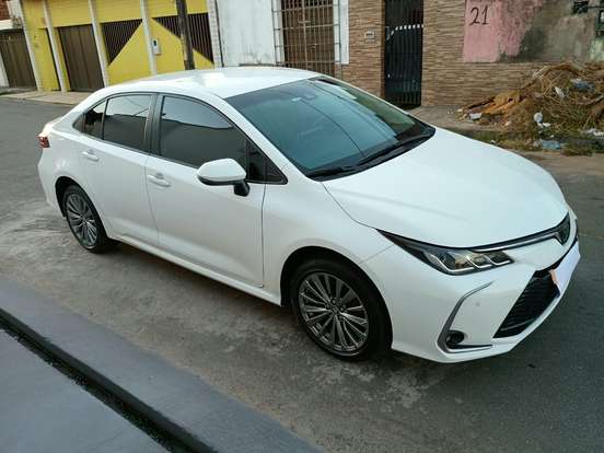 TOYOTA-COROLLA-2024