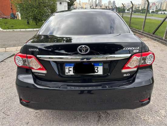 TOYOTA-COROLLA-2012