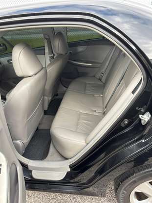 TOYOTA-COROLLA-2012