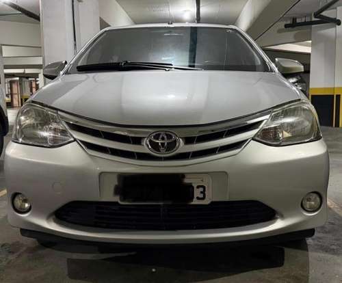 TOYOTA-ETIOS-2013